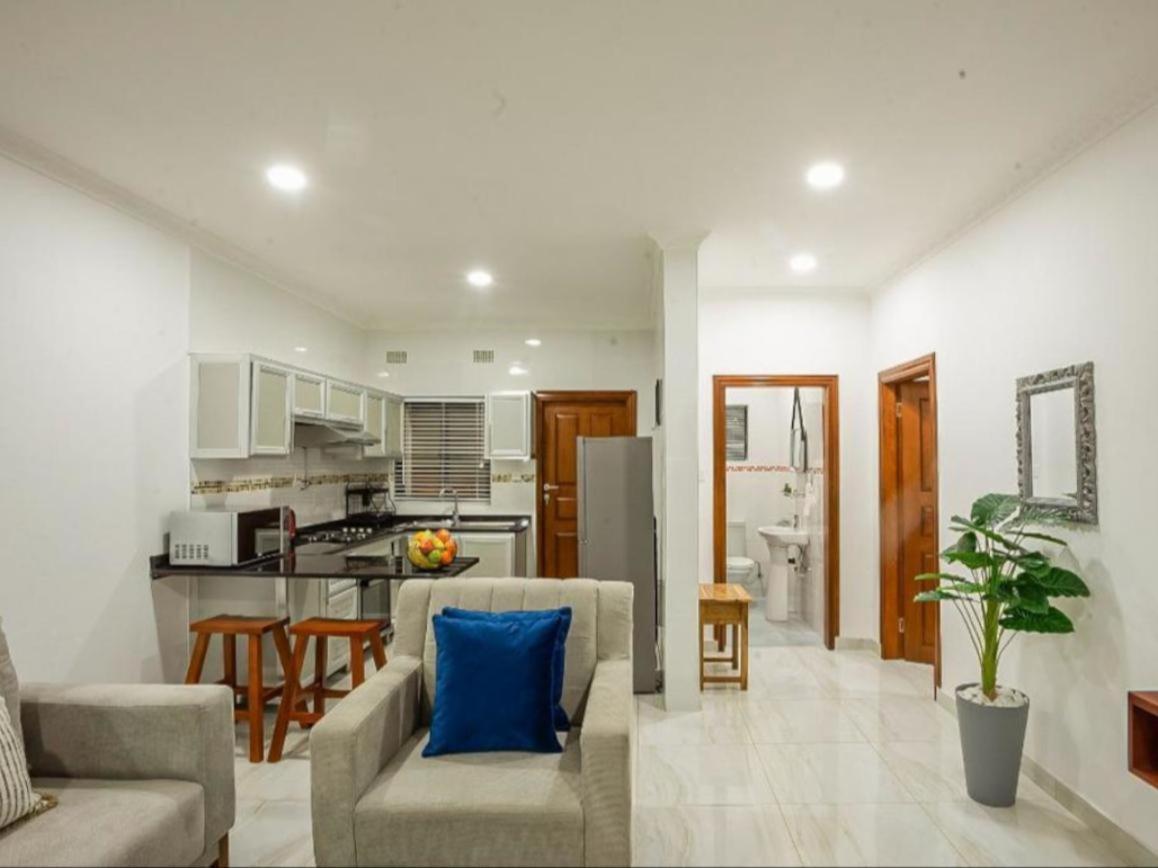 Pebble View Luxury Apartments Лусака Екстериор снимка